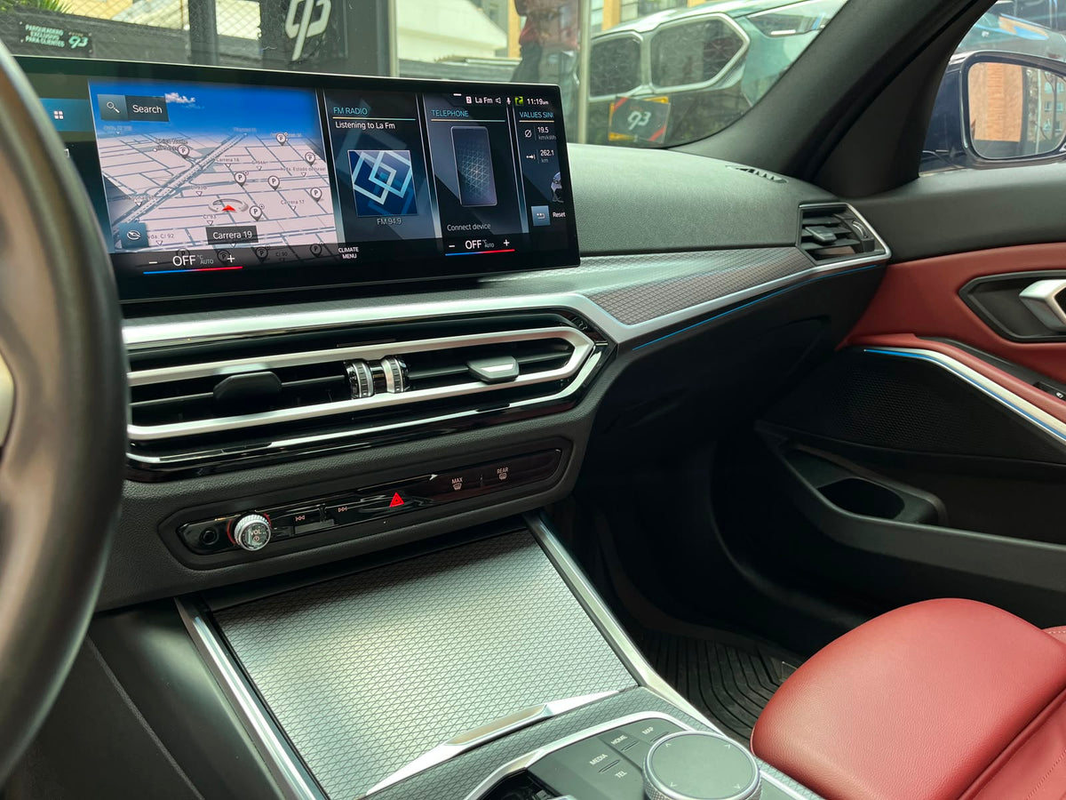 BMW 330e M Sport Performance Modelo 2023 - Autos 93