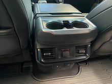 Cargar imagen en el visor de la galería, Ford F150 Raptor Modelo 2023
