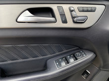 Cargar imagen en el visor de la galería, Mercedes-Benz GLE 350D 4MATIC Coupé Modelo 2016
