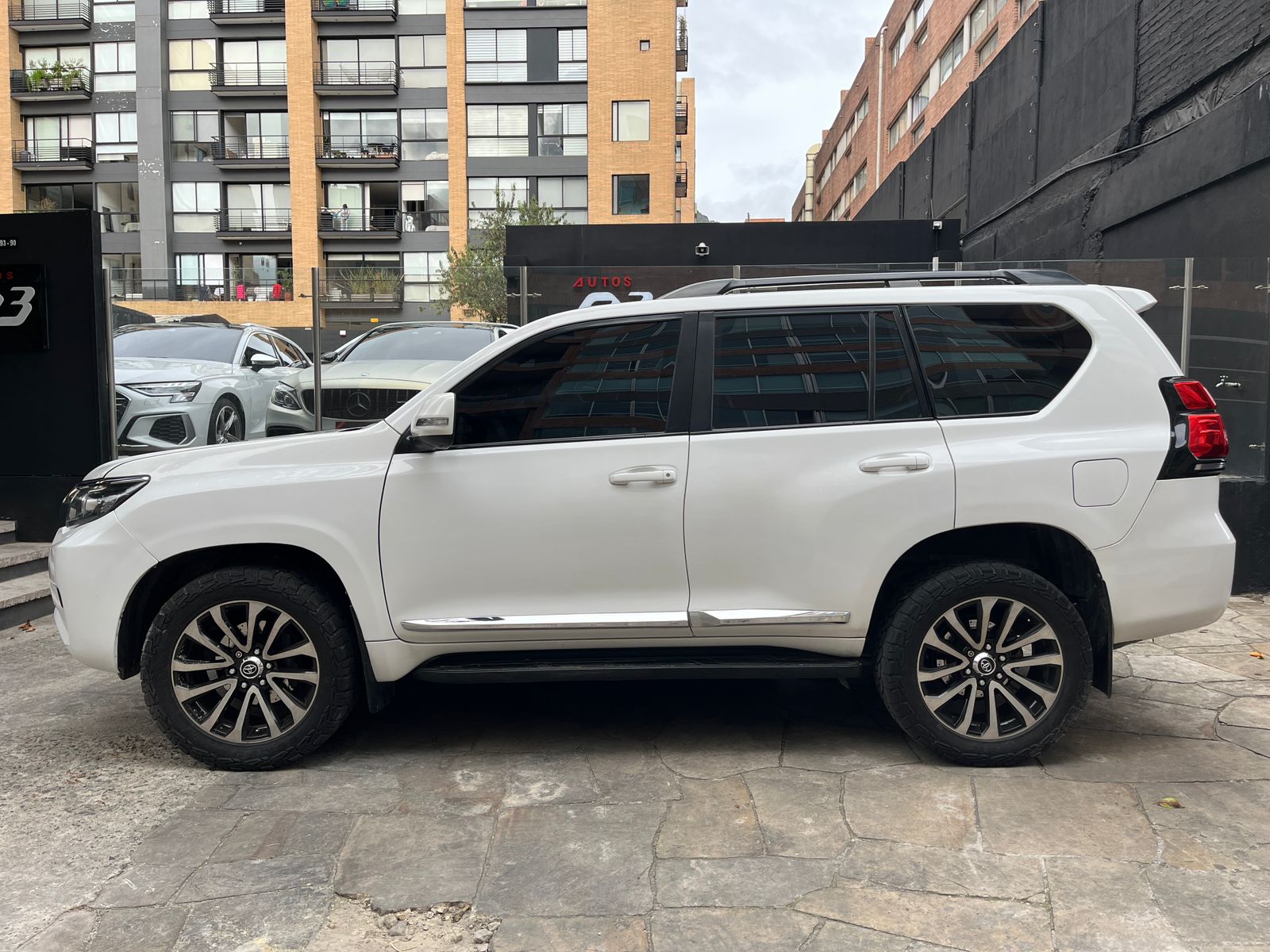 Toyota Prado TXL Blindada Modelo 2014 - Autos 93