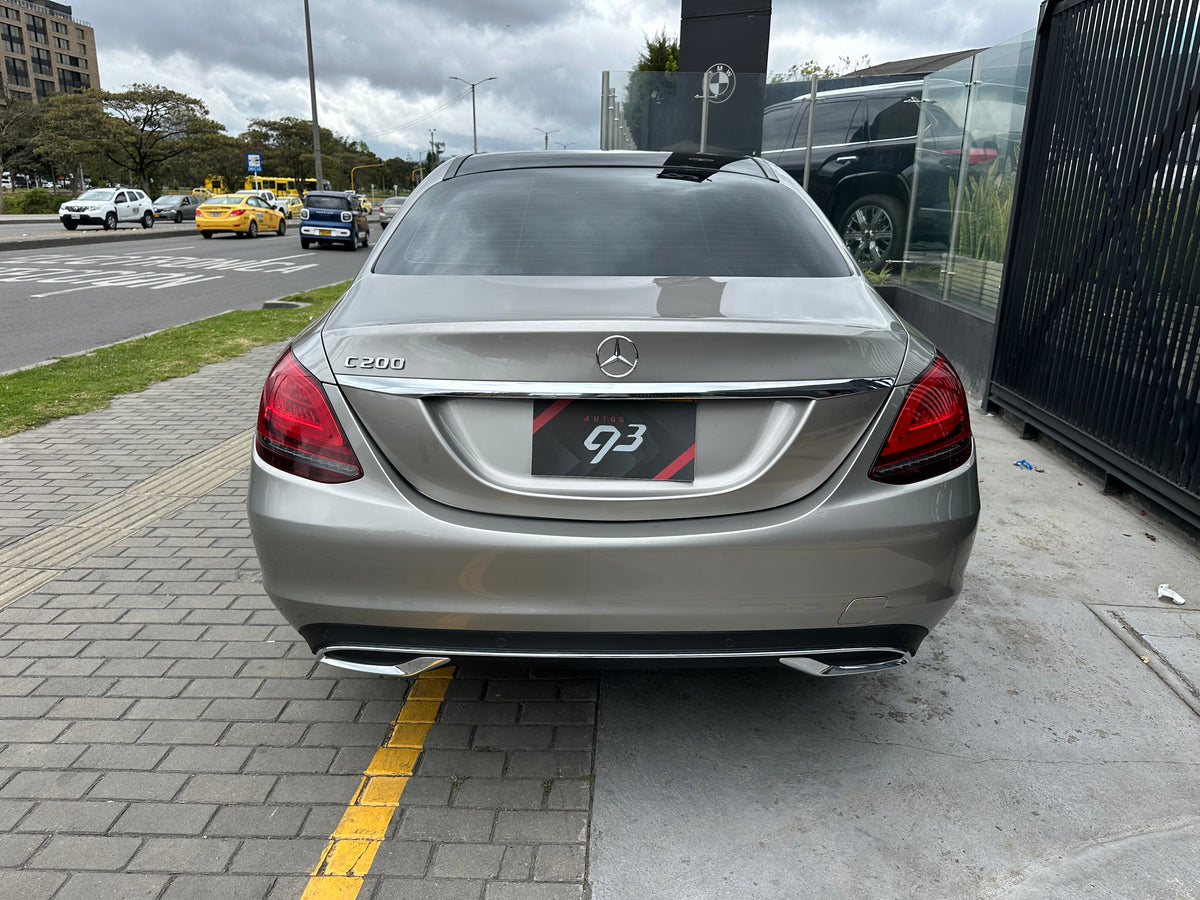 Mercedes-Benz C 200 Exclusive Modelo 2020