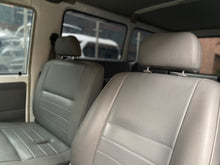 Cargar imagen en el visor de la galería, Toyota Land Cruiser Serie 70 Modelo 2016
