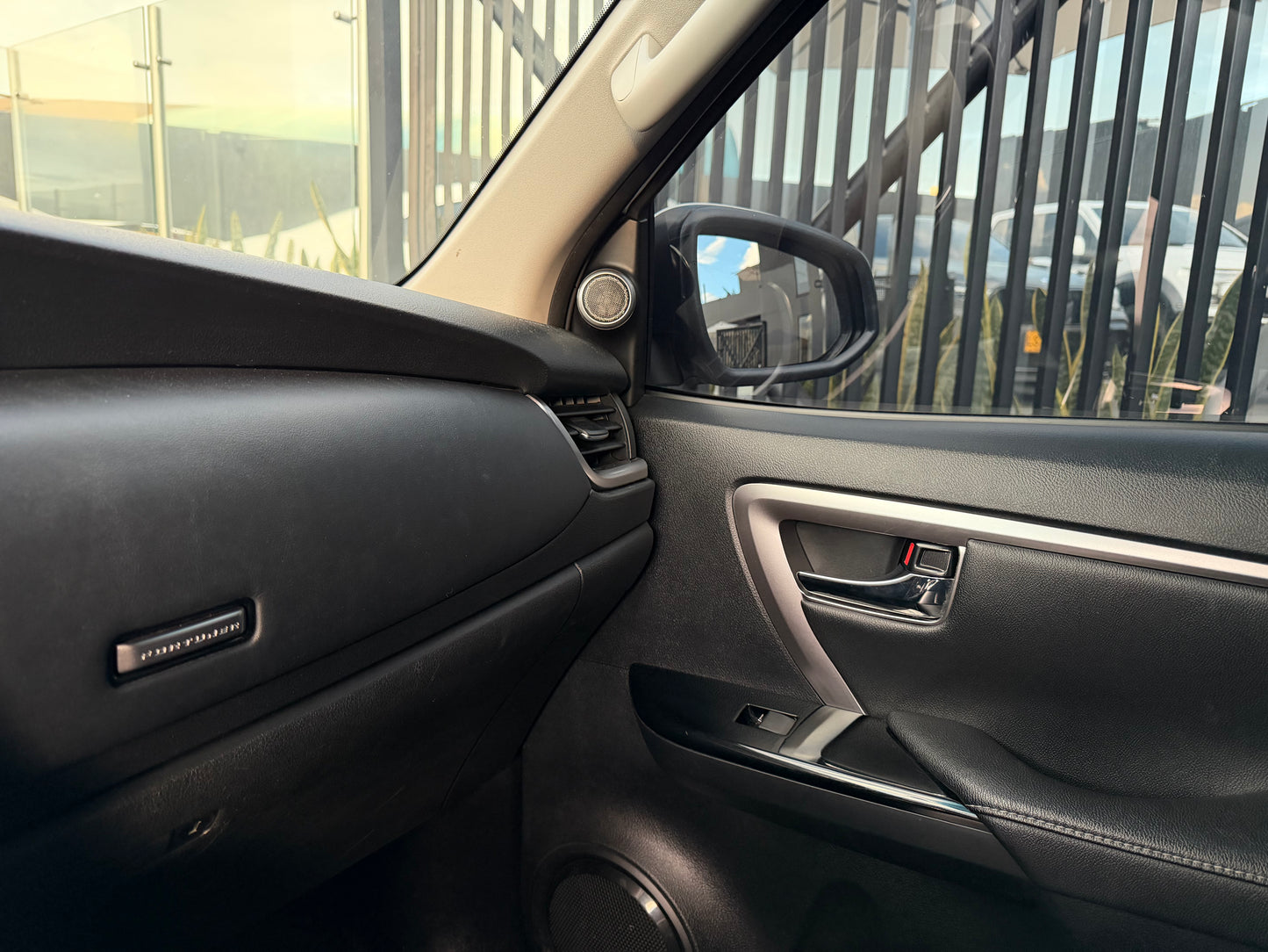 Toyota Fortuner SR Diésel 4X2 Modelo 2023