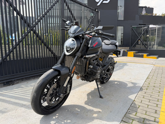 Ducati Monster Plus Modelo 2022 - Autos 93