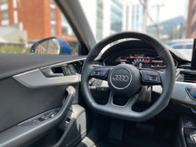 Cargar imagen en el visor de la galería, Audi A4 45 TFSI Quattro Progressive Hibrido Modelo 2023
