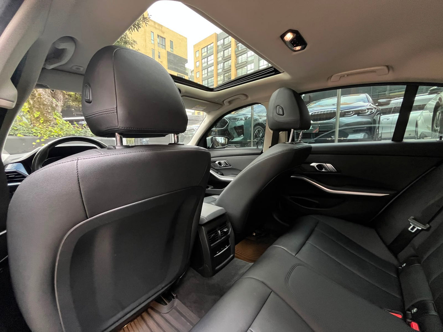 BMW 330e Modelo 2021