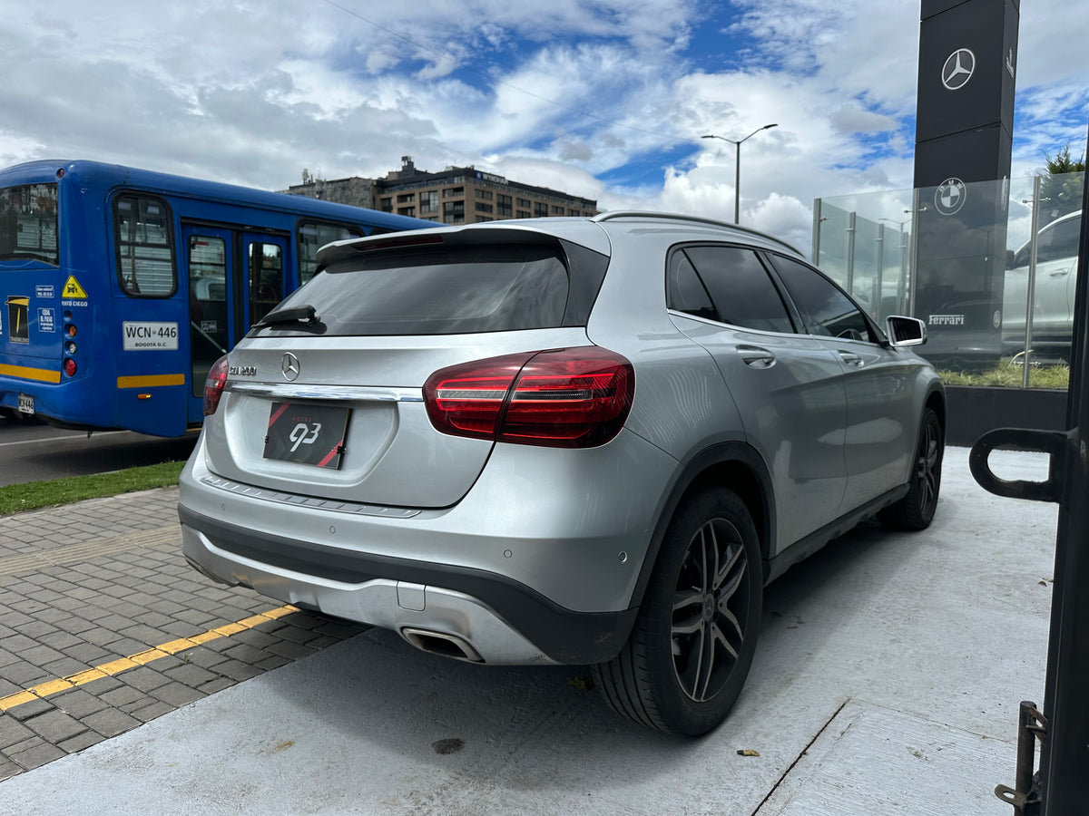 Mercedes-Benz GLA 200 Modelo 2020