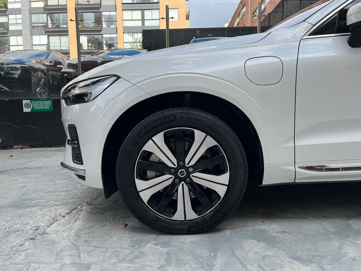 Volvo XC60 T8 Híbrida Enchufable Modelo 2024
