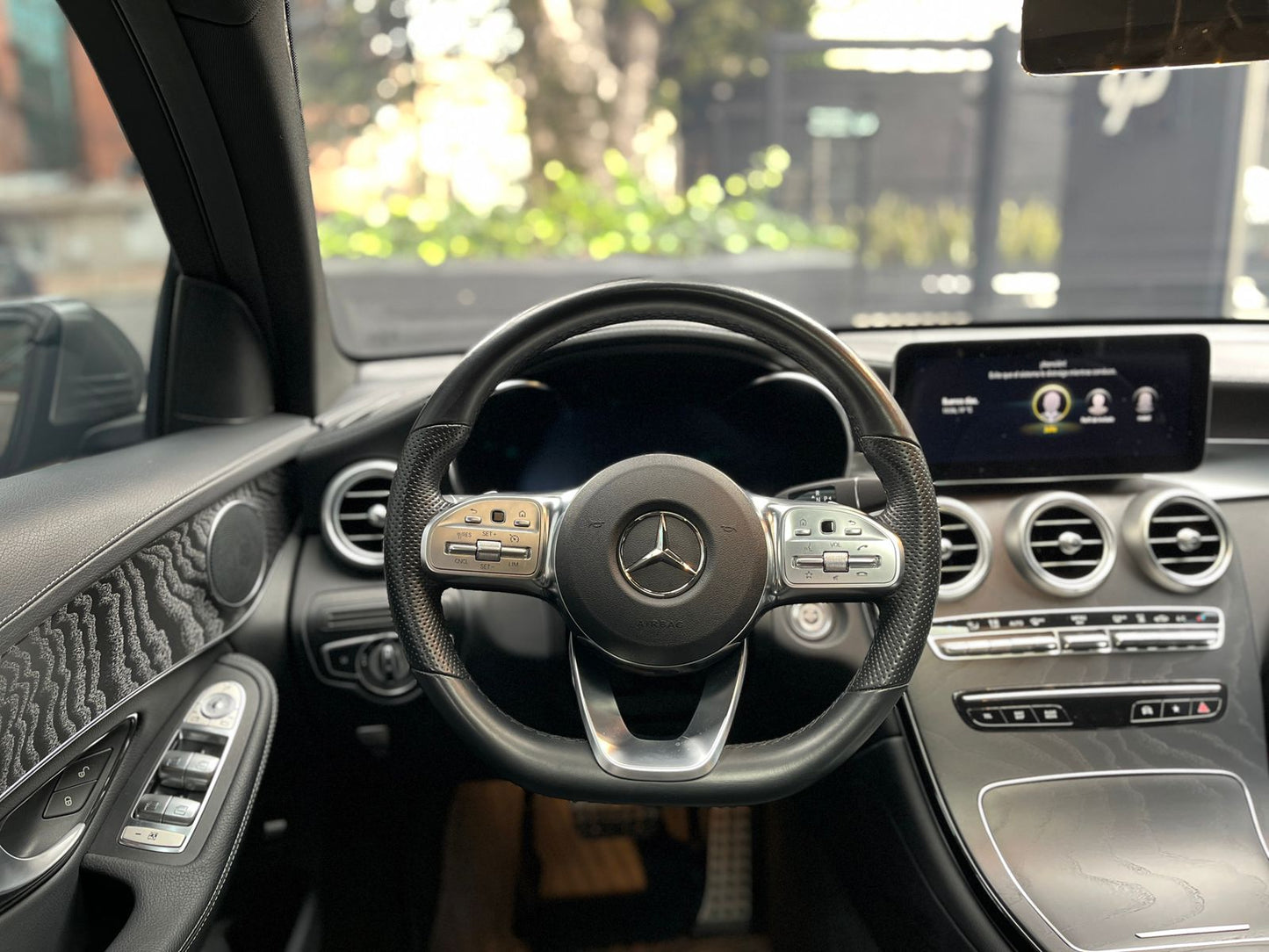 Mercedes-Benz GLC 300e 4MATIC Modelo 2023