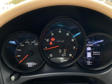 Cargar imagen en el visor de la galería, Porsche Macan Modelo 2015
