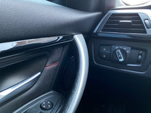 Cargar imagen en el visor de la galería, BMW 320I Sportline Modelo 2018
