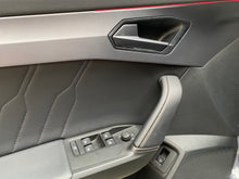Cargar imagen en el visor de la galería, Cupra Formentor Híbrido Modelo 2024

