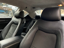 Cargar imagen en el visor de la galería, Maserati Gran Turismo S Modelo 2010
