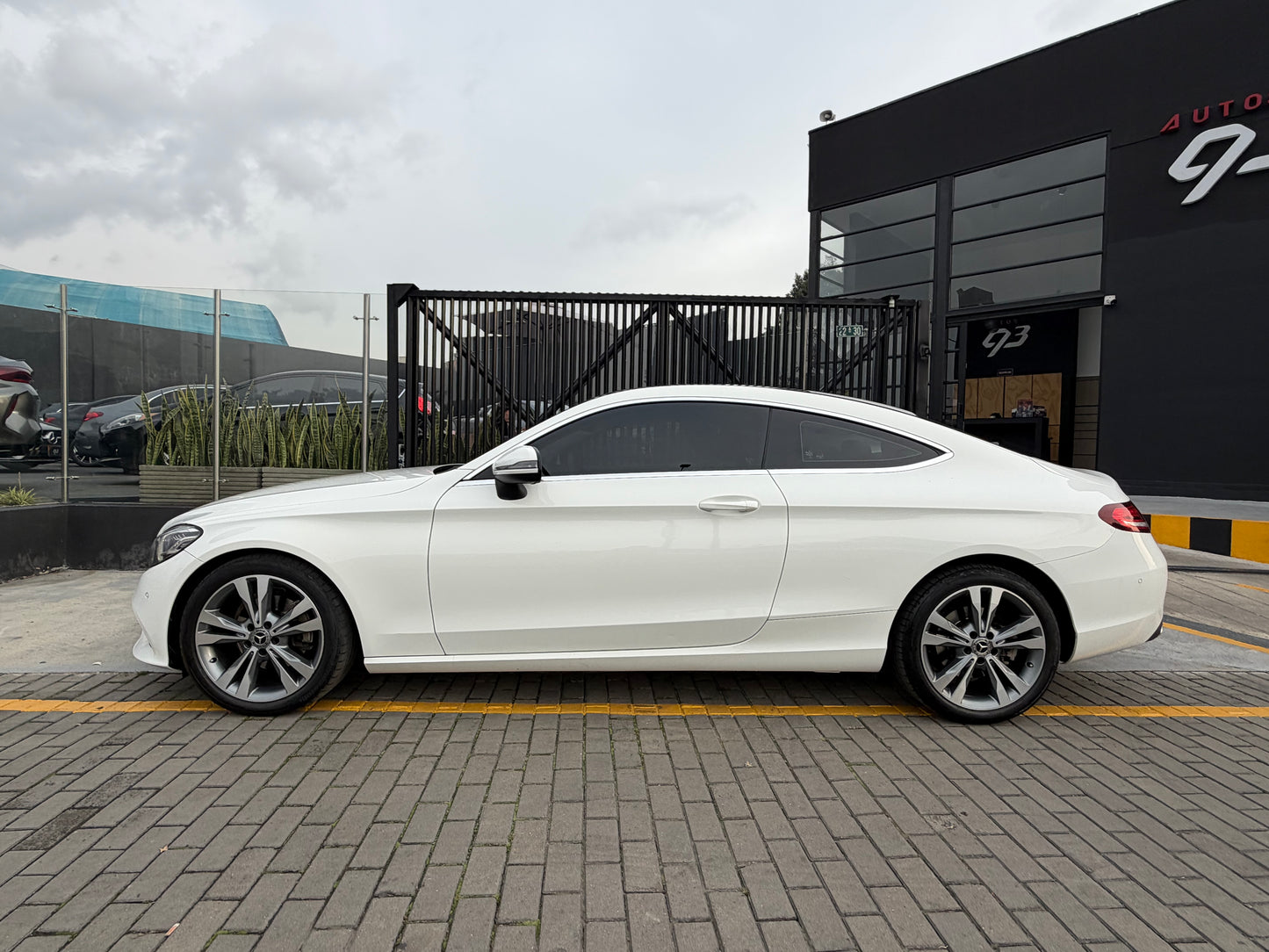 Mercedes Benz C200 Coupé Modelo 2019 - Autos 93