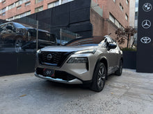 Cargar imagen en el visor de la galería, Nissan X-Trail Exclusive e-POWER Modelo 2024

