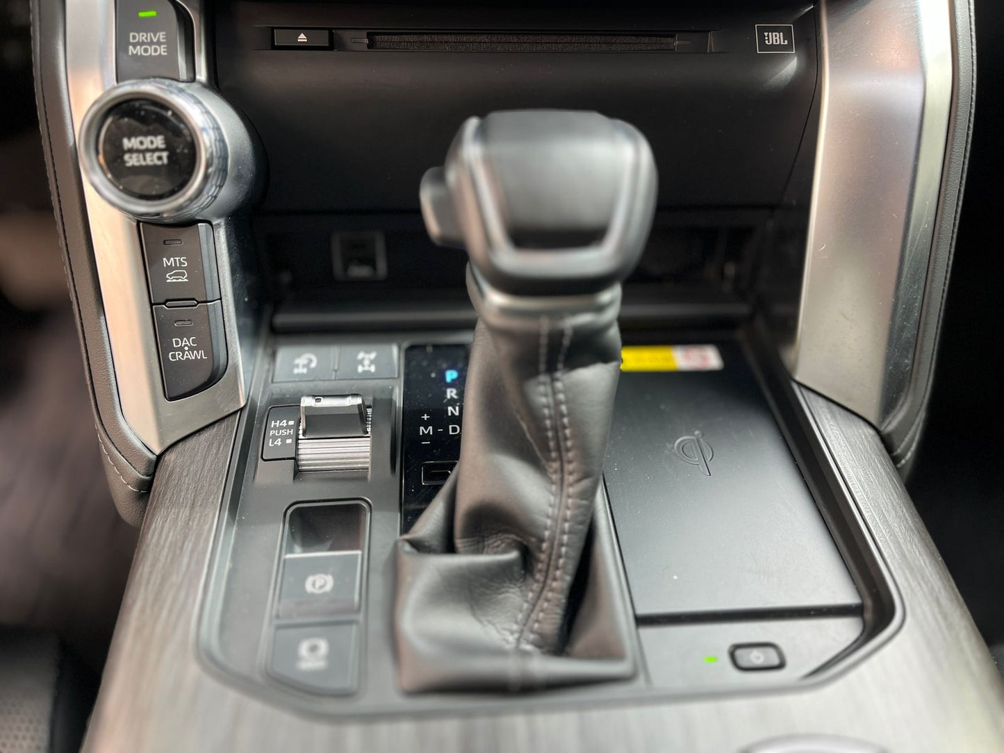 Toyota Land Cruiser 300 GR Sport Modelo 2022