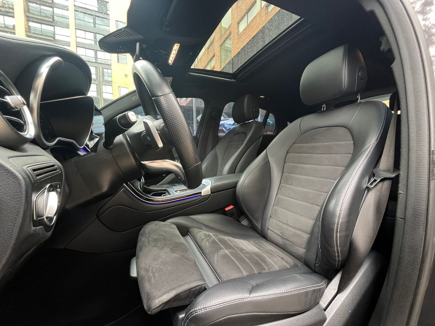 Mercedes-Benz GLC 300e 4MATIC Modelo 2022