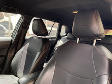 Cargar imagen en el visor de la galería, Toyota Corolla Cross XEI Híbrida Modelo 2022
