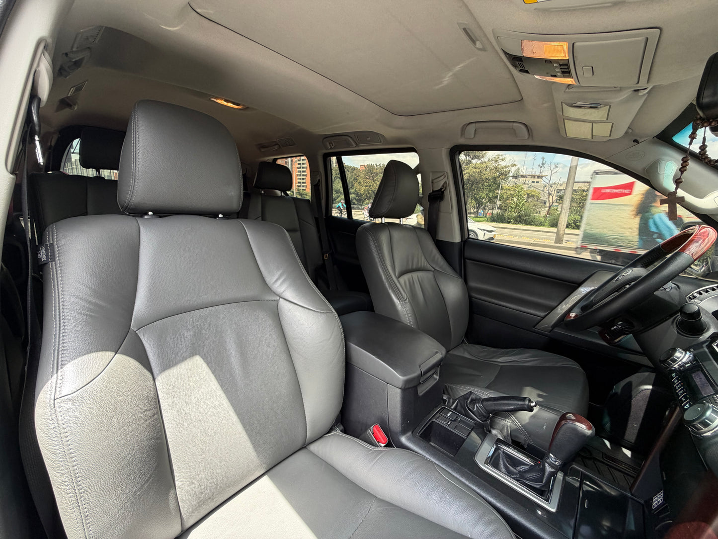 Toyota Prado VX 4.0 Modelo 2017 - Autos 93