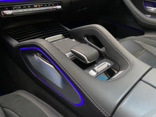 Cargar imagen en el visor de la galería, Mercedes-Benz AMG GLE 53 4MATIC Coupé Modelo 2023
