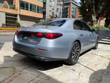 Cargar imagen en el visor de la galería, Mercedes-Benz E350E Híbrido Modelo 2025
