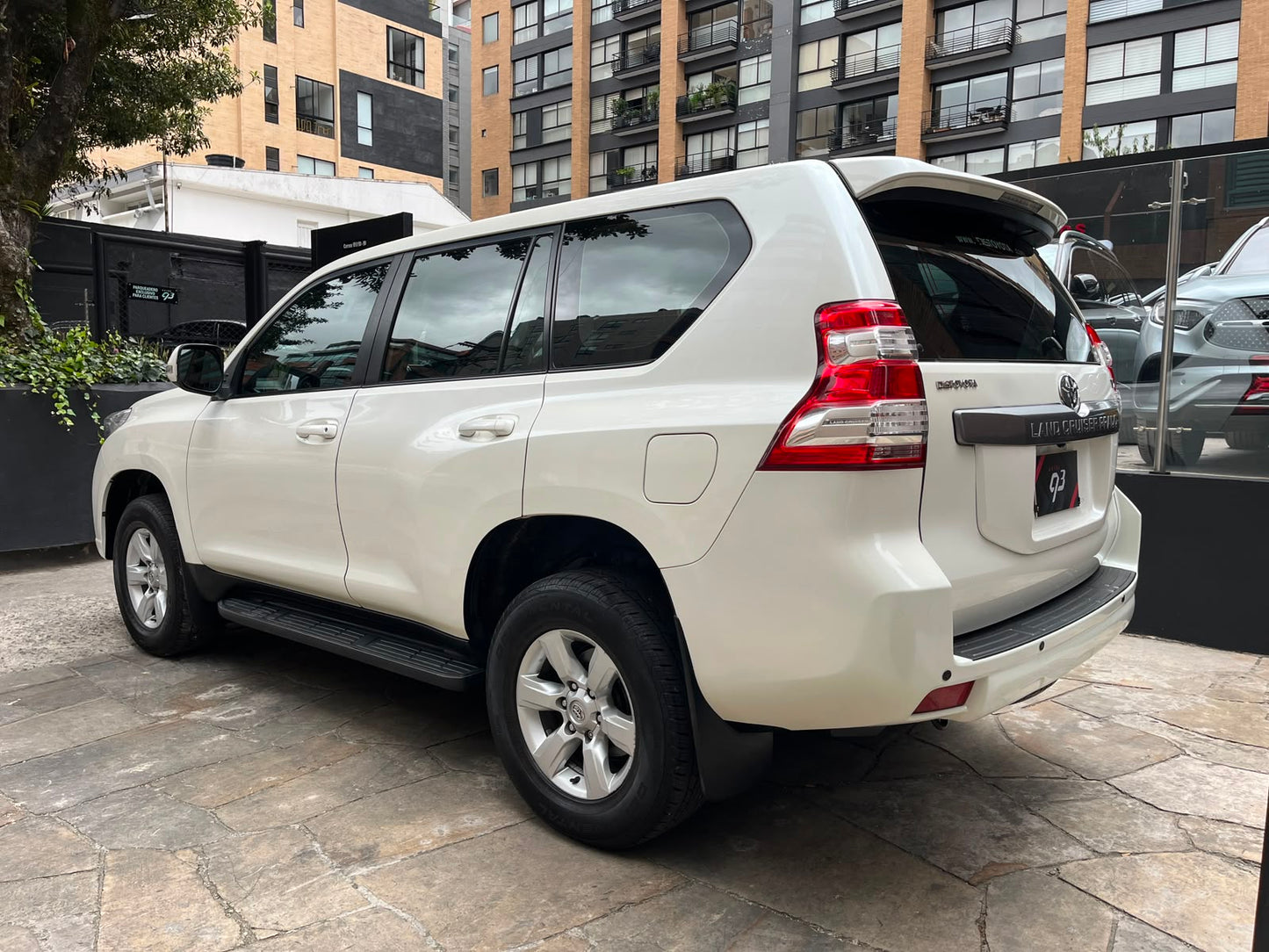 Toyota Prado TX 4.0 Gasolina Modelo 2014 - Autos 93