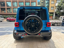 Cargar imagen en el visor de la galería, Jeep Wrangler Rubicon Sahara Modelo 2022

