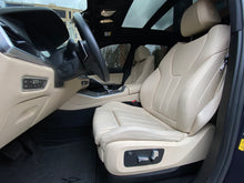 Cargar imagen en el visor de la galería, BMW X5 xDrive45E Modelo 2020
