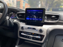 Cargar imagen en el visor de la galería, Ford Explorer XLT Modelo 2020
