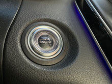 Cargar imagen en el visor de la galería, Mercedes-Benz GLC 300 4MATIC Modelo 2020
