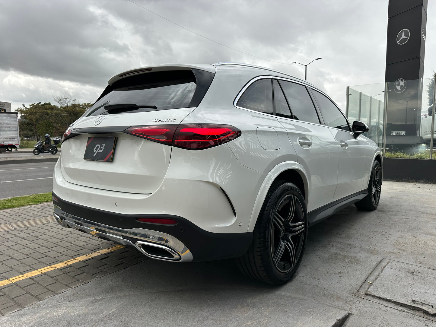 Mercedes-Benz GLC 300 4MATIC Modelo 2027 - Autos 93