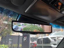 Cargar imagen en el visor de la galería, Lexus LX700H Modelo 2025
