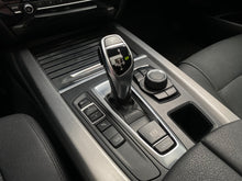 Cargar imagen en el visor de la galería, BMW X5 xDrive35I Modelo 2017
