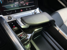 Cargar imagen en el visor de la galería, Audi E-Tron Sportback 55 Quattro Modelo 2022
