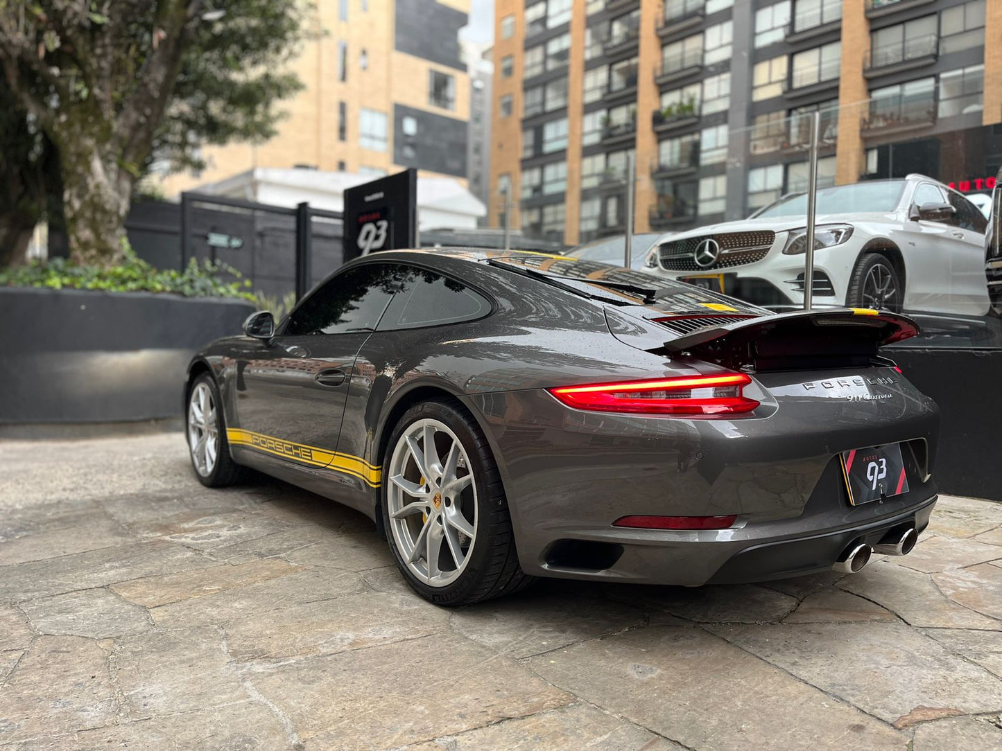 Porsche 911 Carrera Modelo 2018 - Autos 93