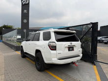 Cargar imagen en el visor de la galería, Toyota 4Runner SR5 Modelo 2023 - Autos 93
