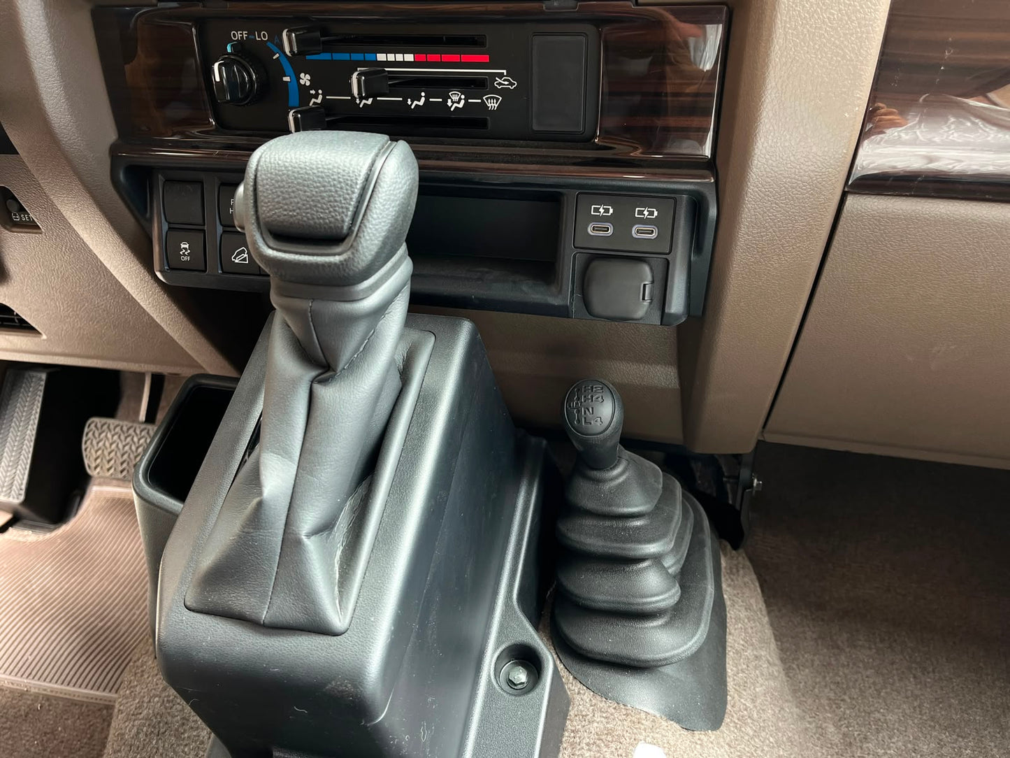 Toyota Land Cruiser 70 LX Modelo 2025