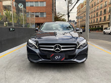 Cargar imagen en el visor de la galería, Mercedes-Benz C180 Modelo 2016
