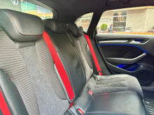 Cargar imagen en el visor de la galería, Audi S3 Sportback Modelo 2018
