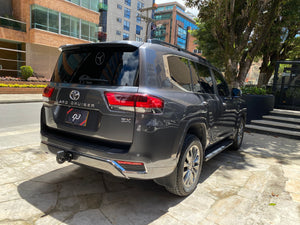 Toyota Land Cruiser 300 ZX Modelo 2023