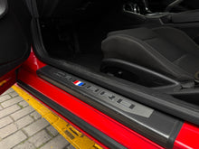 Cargar imagen en el visor de la galería, Chevrolet Camaro RS Modelo 2020
