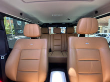Cargar imagen en el visor de la galería, Mercedes-Benz G500 Modelo 2017
