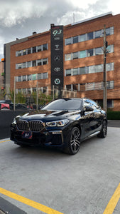 BMW X6 M50I Modelo 2021