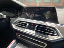 Cargar imagen en el visor de la galería, BMW X6 M50I Blindada Modelo 2023
