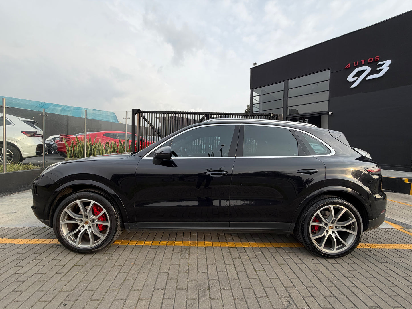 Porsche Cayenne Modelo 2019 - Autos 93