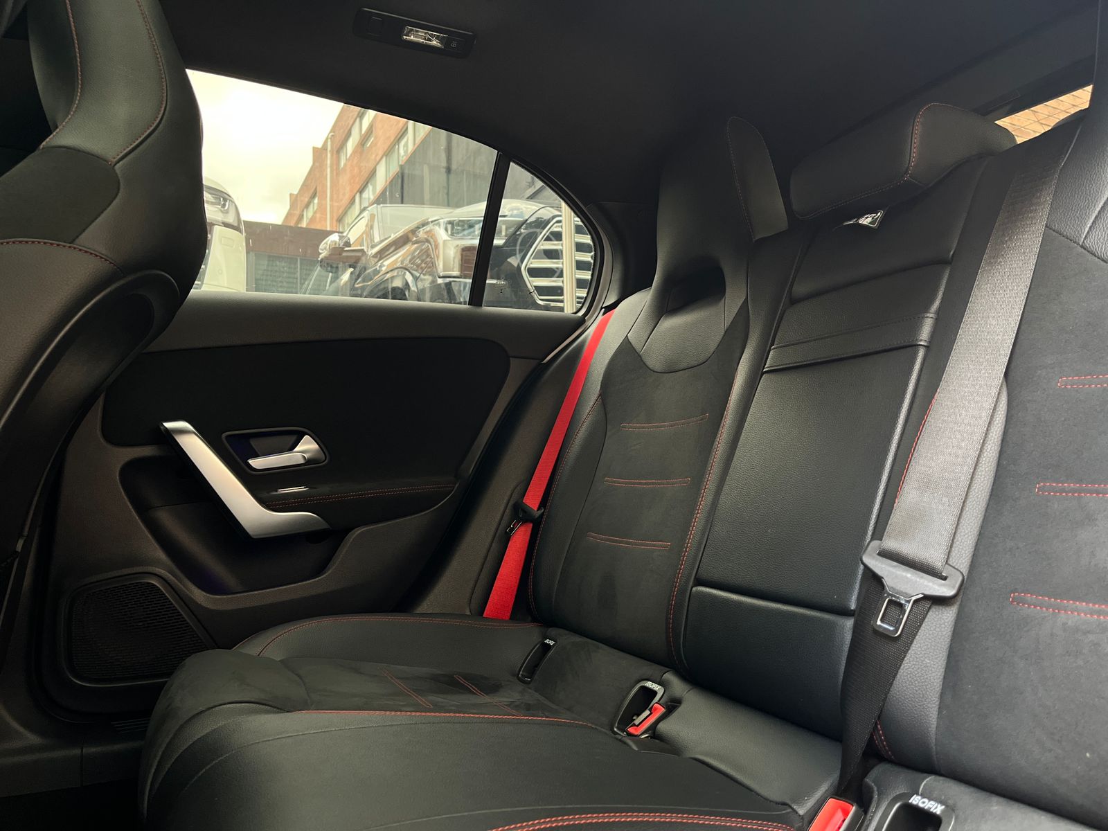 Mercedes Benz A 35 AMG 4Matic Modelo 2022 - Autos 93