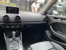 Cargar imagen en el visor de la galería, Audi A3 Sportback Modelo 2017
