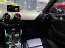 Cargar imagen en el visor de la galería, Audi RS3 Sedán Modelo 2018
