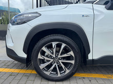 Cargar imagen en el visor de la galería, Toyota Corolla Cross Híbrida SEG Modelo 2026
