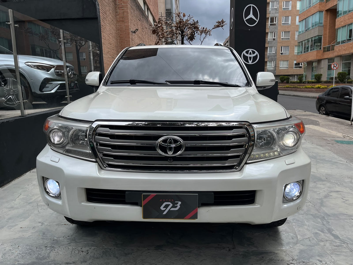 Toyota Land Cruiser 200 Modelo 2013 Blindada